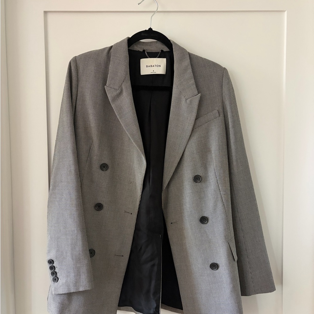 Babaton Aritzia Black and White Houndstooth Blazer